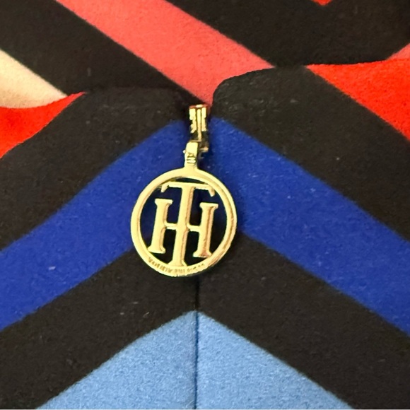 Tommy Hilfiger Sleeveless Striped Crepe Scuba Dress. Size 8 - Picture 8 of 11